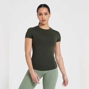 KHAKI MELLOW SOFT SHORT SLEEVE